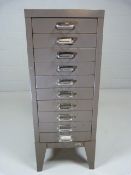 Metal filing set of drawers