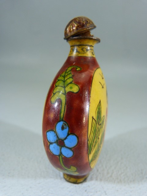 Unusual Oriental snuff bottle of enamel over metal. Tapering cylindrical body depicting a seated - Image 7 of 8