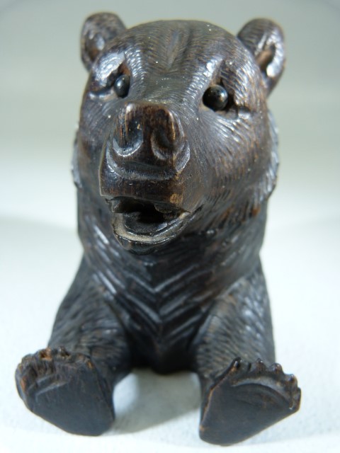 Novelty Black Forest bear in the form of an Inkwell - Hinged Cover and glass eyes - Image 11 of 15