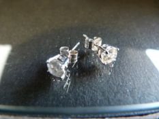14ct White Gold Diamond Stud earrings set with approx 1.1ct. approx