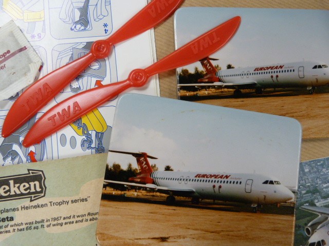 Assorted Airline & Aeroplane Ephemera: The box covers a wide range of airlines ephemera including - Image 3 of 3