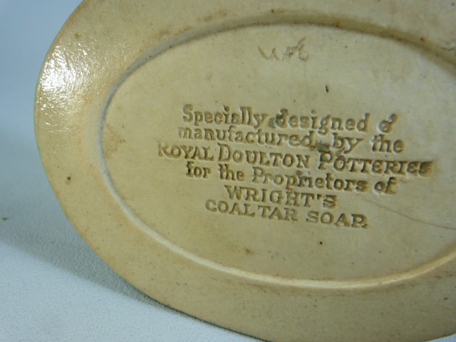 Royal Doulton Dish decorated with a Dragon Fly for the Proprietors of Wrights Coaltar Soap - Image 3 of 4