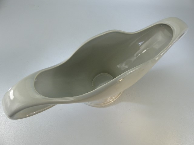 Large Fulham Pottery vase designed by Constance Spry in a Light Grey Glaze. Approx 44cm wide and - Image 3 of 5