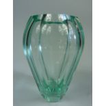 20th Century Green moser glass vase approx 6cm tall