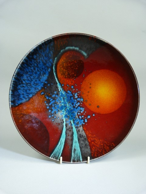 Alan Clarke abstract pattern charger/plate signed to base approx 24.5cm