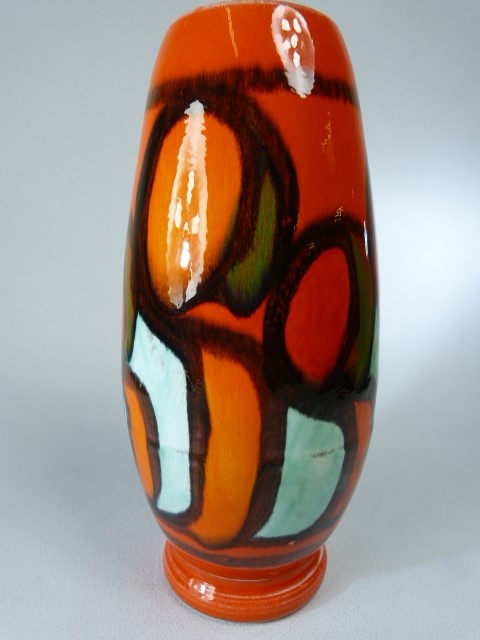 Delphis Range studio Pottery poole vase Shape No. 84. 22cm high - Image 5 of 7