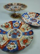Imari Tazza along with two Imari plates (3)