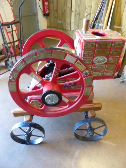 Wooden plaque stationary engine based on the Fair Banks american Engine. Sat on the original Fair - Image 2 of 7