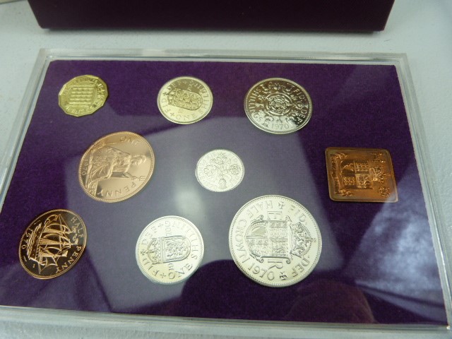 Collection of various coins - Image 2 of 4