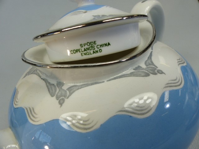 Spode Copeland's Bachelor set on sky blue ground with Gull Design. Comprising of Teapot, Two milk - Image 6 of 6