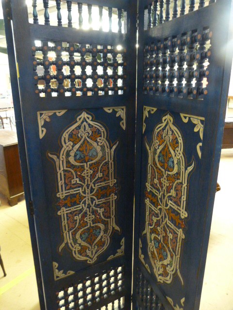Moroccan / Middle Eastern hand painted three fold screen with panels. - Image 4 of 4