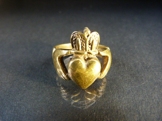 Military sweetheart ring made from brass - Approx size R 1/2 - Image 8 of 8