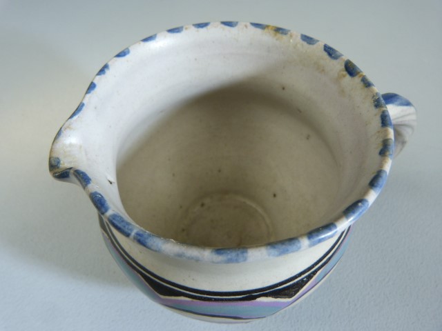 Small piece of Collard Honiton Pottery - Image 3 of 4