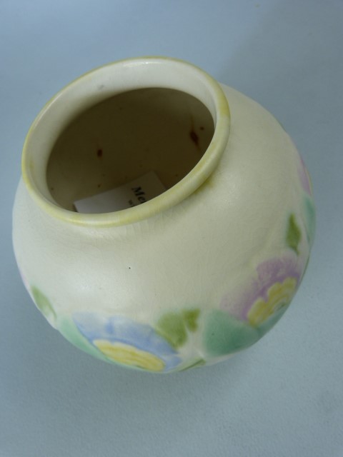 Spode Velamour globular pot in light pastel colours. Designed by Eric Olsen - Image 2 of 3