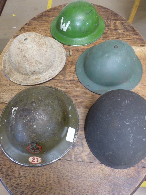 MILITARIA - 5 Military war helmets