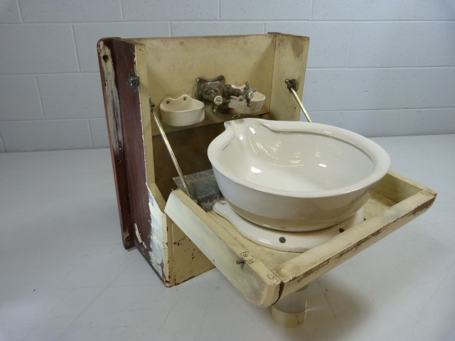 Unusual folding Railway Carriage sink. Sink folds down in wooden box to reveal taps and other - Image 2 of 7