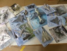 Assorted Diecast aeroplanes still in their boxes - a lot of 14 models including Amer & Giant