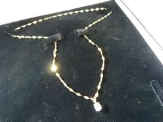 9ct Gold delicate flat link necklace with pendant