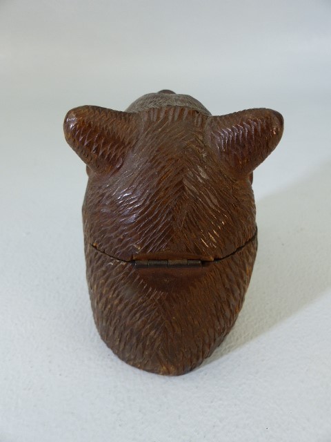 Black Forest inkwell in the form of a bear set with glass eyes. - Image 5 of 6