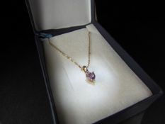 9ct yellow gold heart shaped Amethyst pendant necklace on gold chain, cased