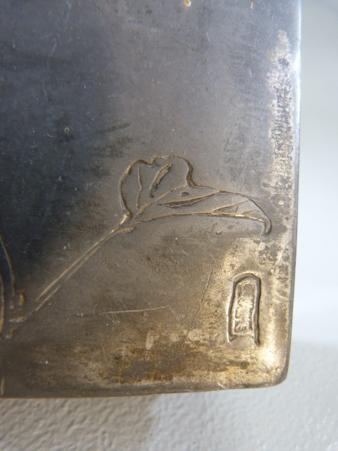 Oriental Pewter box with single marking to front. Lightly decorated with flowers to top. - Image 7 of 7