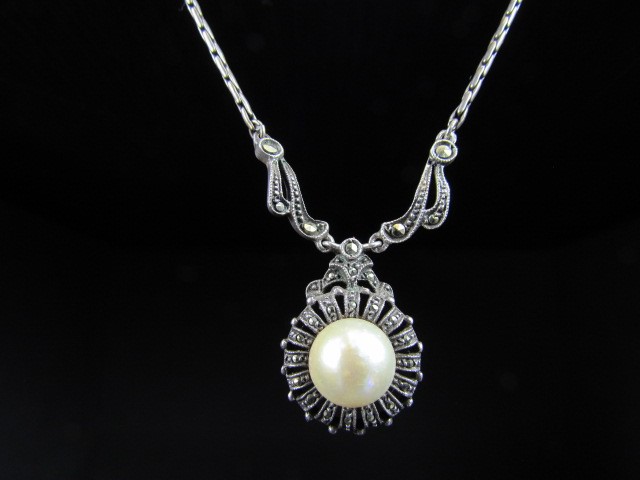 Vintage 1940's Foreign silver (poss french 935)Marcasite and Mabe pearl neck-let. The flower head