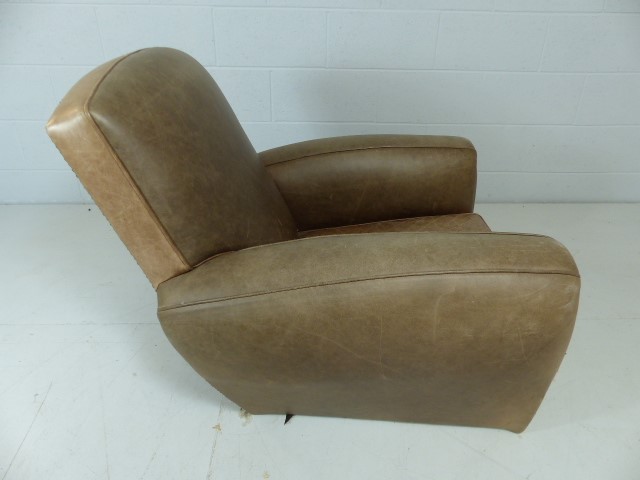 Low tan leather club chair - Image 7 of 8