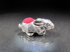 Silver (925) pin cushion in the form of a rabbit