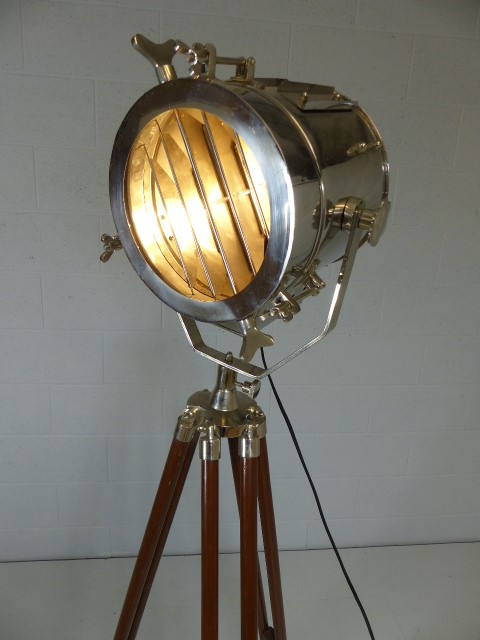 Industrial tripod modern light - Image 2 of 5