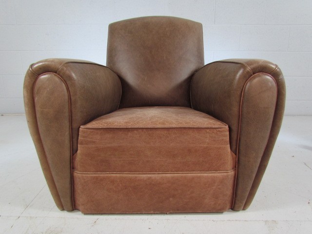 Low tan leather club chair - Image 2 of 8
