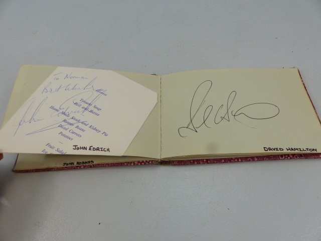 Autograph book containing signed autographs by: Peter Bonetti; Steve Perryman; signed photo James - Image 5 of 10