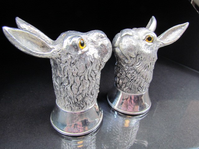 Pair of condiments in the form of rabbits with glass eyes stamped 800 - Image 3 of 5