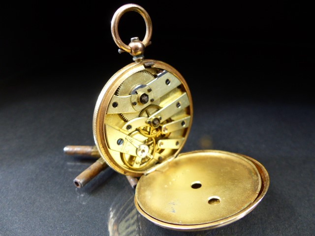 18ct Gold cased pocket watch. - Image 2 of 3