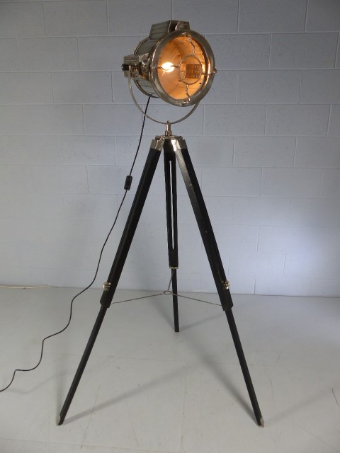 Interior Design - Modern Tripod Stage light