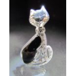Silver (925) and onyx cat brooch set with marcasites