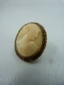 Shell Cameo Pinchbeck Brooch / Pendant with ladies head facing right.