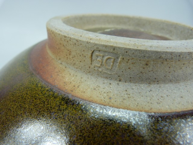 David Eeles studio pottery bowl/fruit bowl with overglazed colours - Image 5 of 6