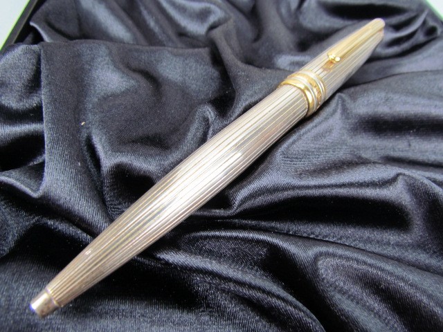 A silver (AG 925) Mont Blanc Meisterstuck Solitaire pen, in original box and outer box serial - Image 2 of 5