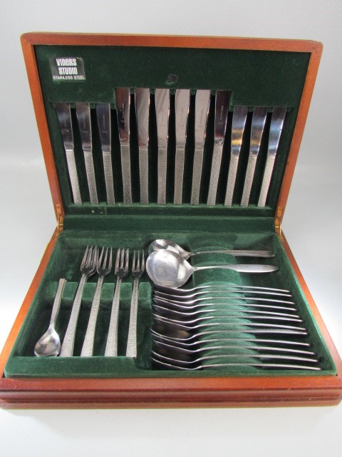 Viners Canteen of cutlery