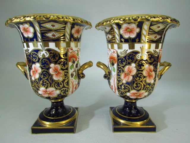 Royal Crown Derby pair of urns. Marked to base 1651/6299 - Image 4 of 5