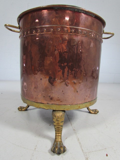 Antique copper coal scuttle with spade - Image 2 of 3