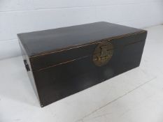 Black chinese lacquered trunk