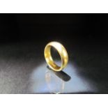 22ct Gold wedding band size I (total weight approx 5.6g)