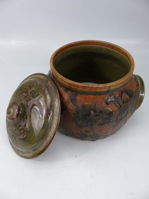 Three pieces of Studio pottery to include a lidded pot, twin handled bowl and one other - Image 9 of 9