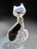 Silver (925) and onyx cat brooch set with marcasites