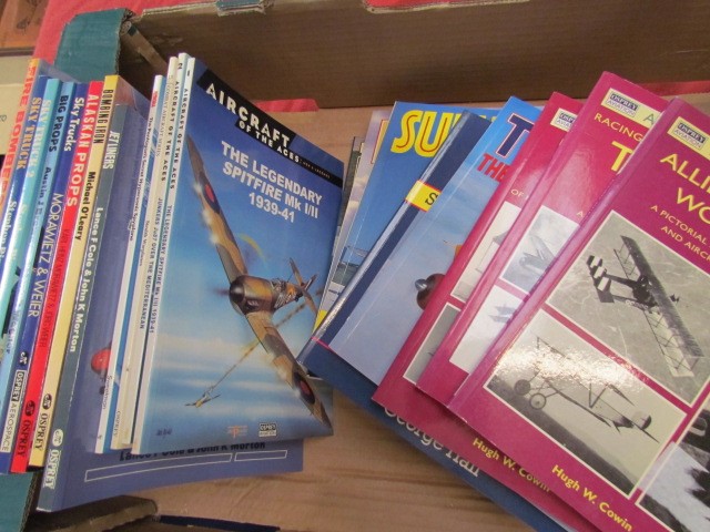 Aviation books - Image 2 of 3