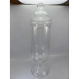 Cleybergh Glassware - Large lidded vase with bell shaped foot.