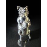 Silver Vesta in the form of a pig with hinged head. approx weight 24.3g