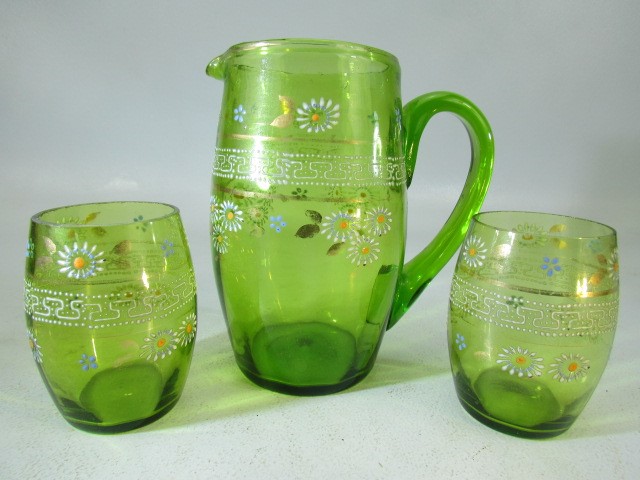 Victorian Green glass hand painted jug and two glasses - Image 3 of 3