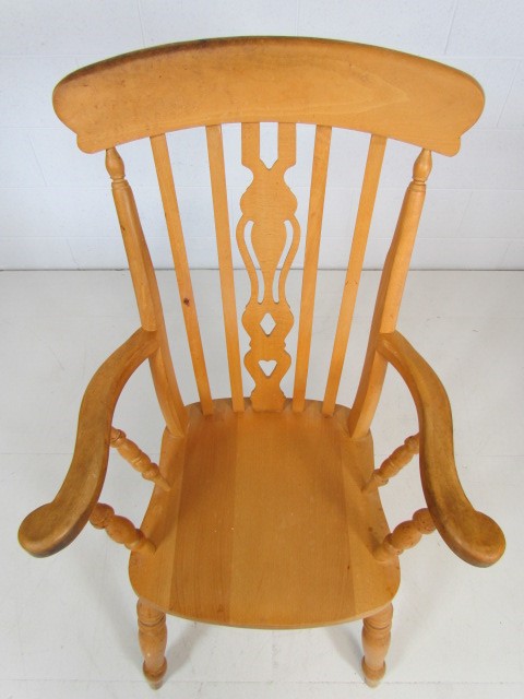 Wooden windsor back armchair - Image 2 of 3